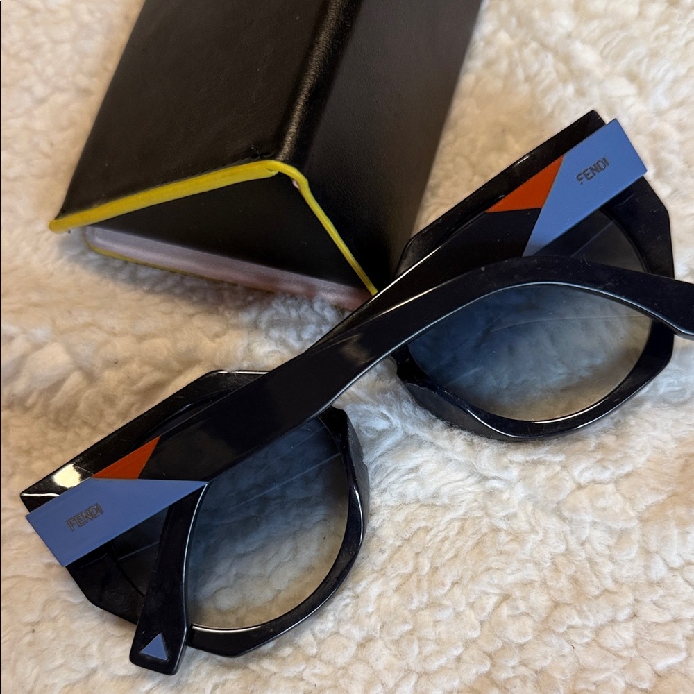 Fendi Black and Blue Geometric Sunglasses